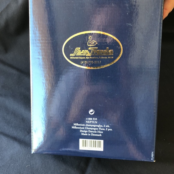 1999-2000 Royal Copenhagen flutes - Picture 6 of 9